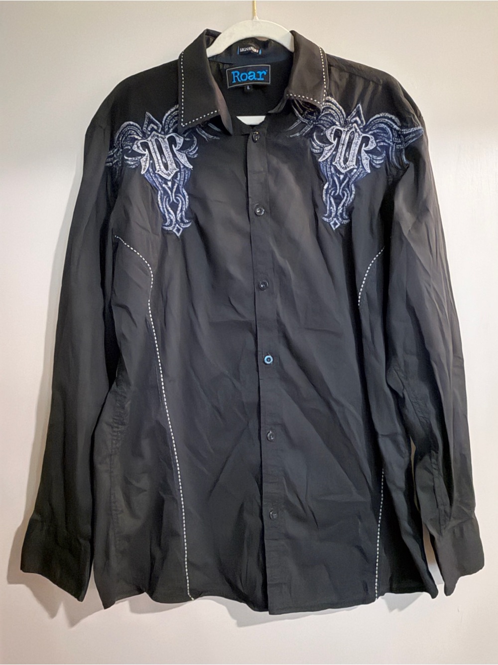 Roar Signature Embroidered Button-Up Shirt, Men’s Black, White, Navy Large Top